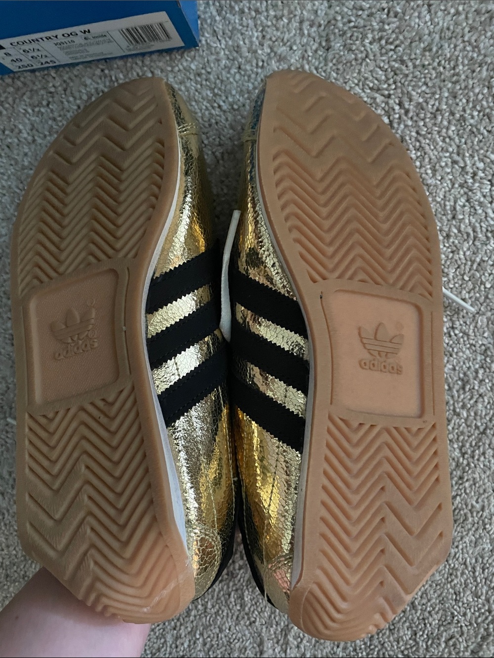 Adidas Country Gold Foil Metallic and Black - Picture 6 of 7